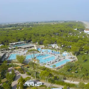 Victoria Mobilehome In Village Mediterraneo Kemp